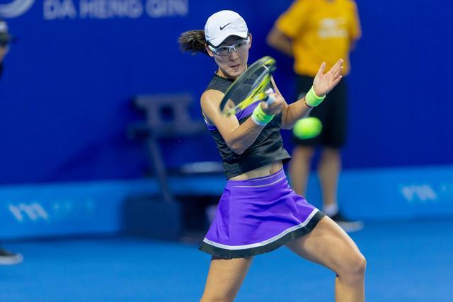 利兹联3-1胜切尔西，利物浦1-1战平桑德兰。