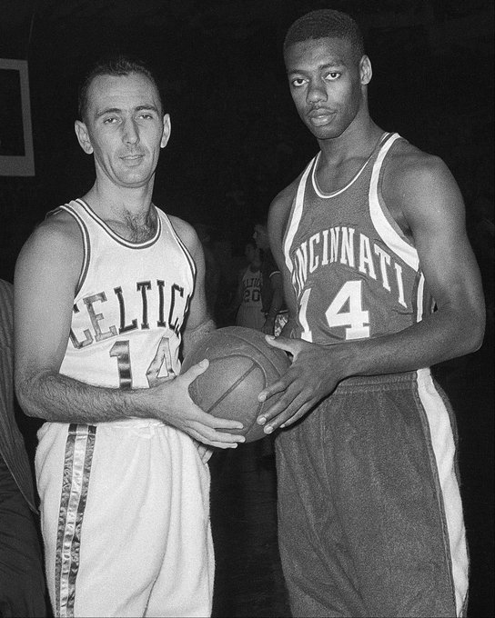 入类似级别 入类似级别