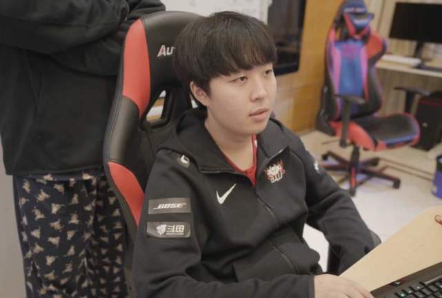 户上隼辅擅 户上隼辅擅