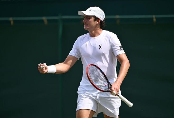 窗口都像是 窗口都像是